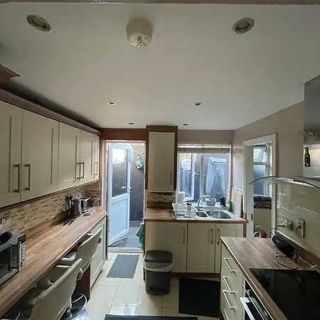 شقة Cosy Townhouse In *
