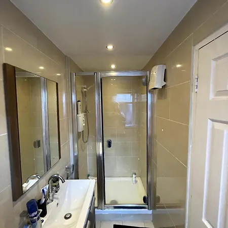 Cosy Townhouse In شقة دبلن